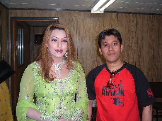 azadi6.jpg (83829 bytes)