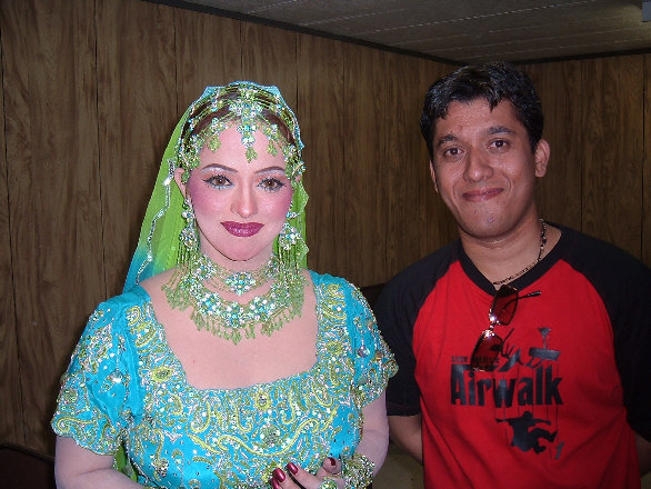 azadi7.jpg (97563 bytes)